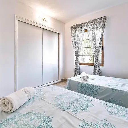 2-bedroom Escape Appartement