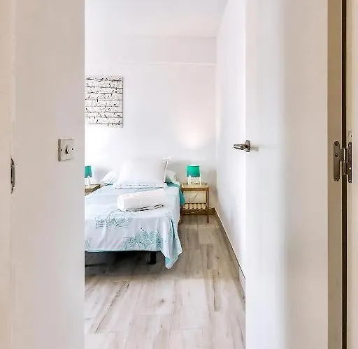 Apartment 2-bedroom Escape *